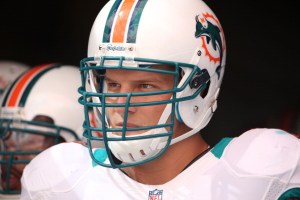 Tennessee Titans v Miami Dolphins